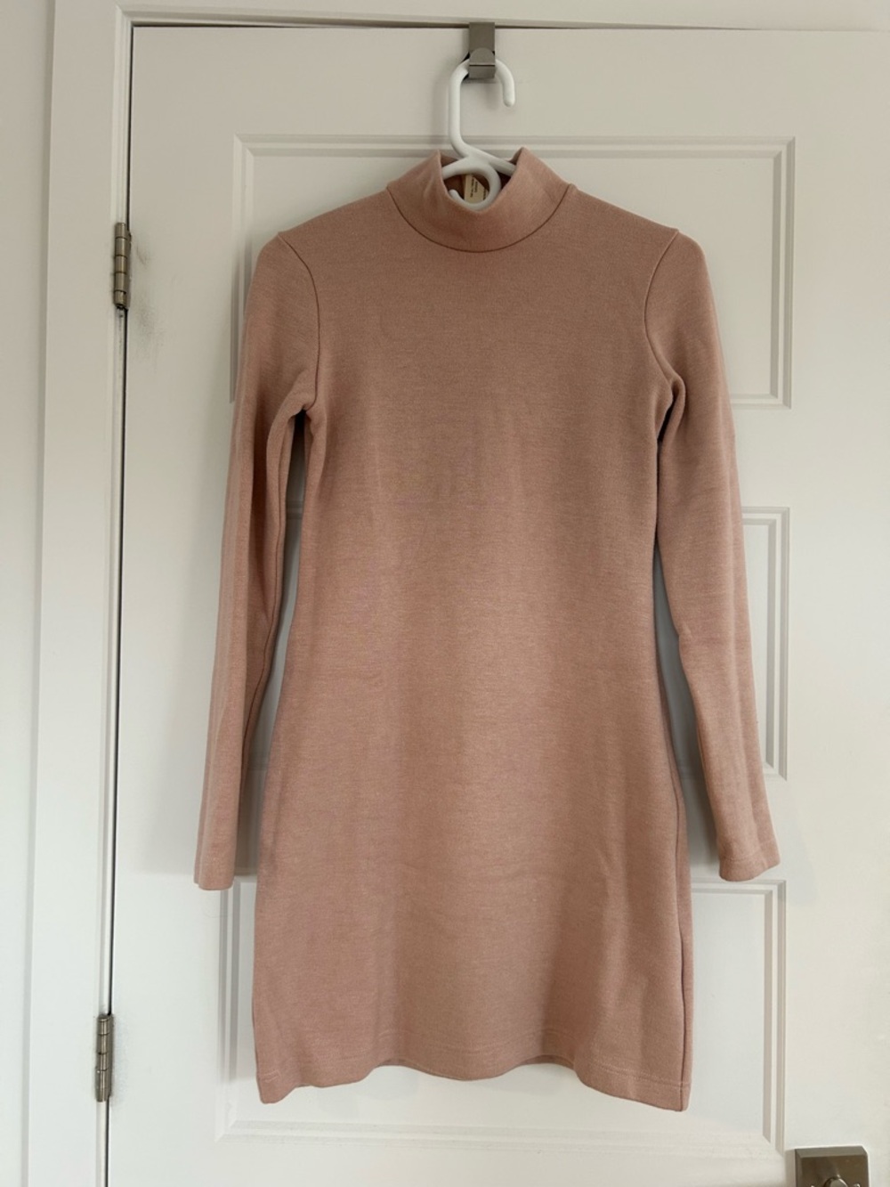 Slim Turtleneck Long-Sleeve Dress in Dusty Rose